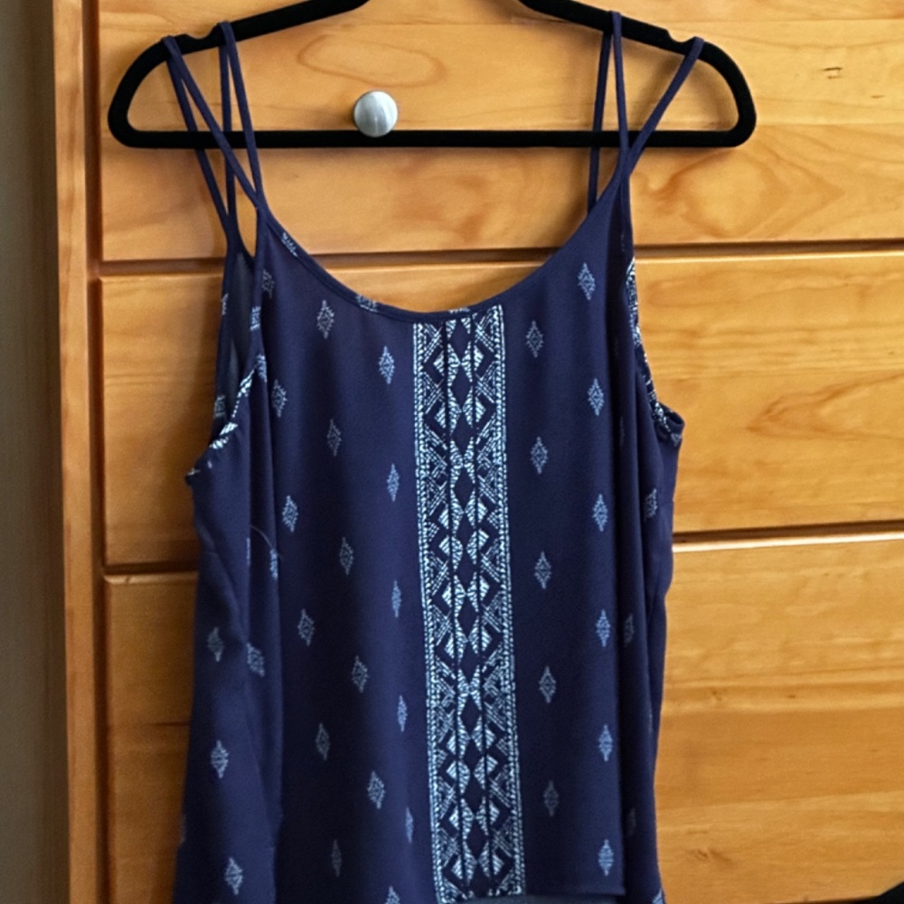 Tank top - Picture 2 of 3